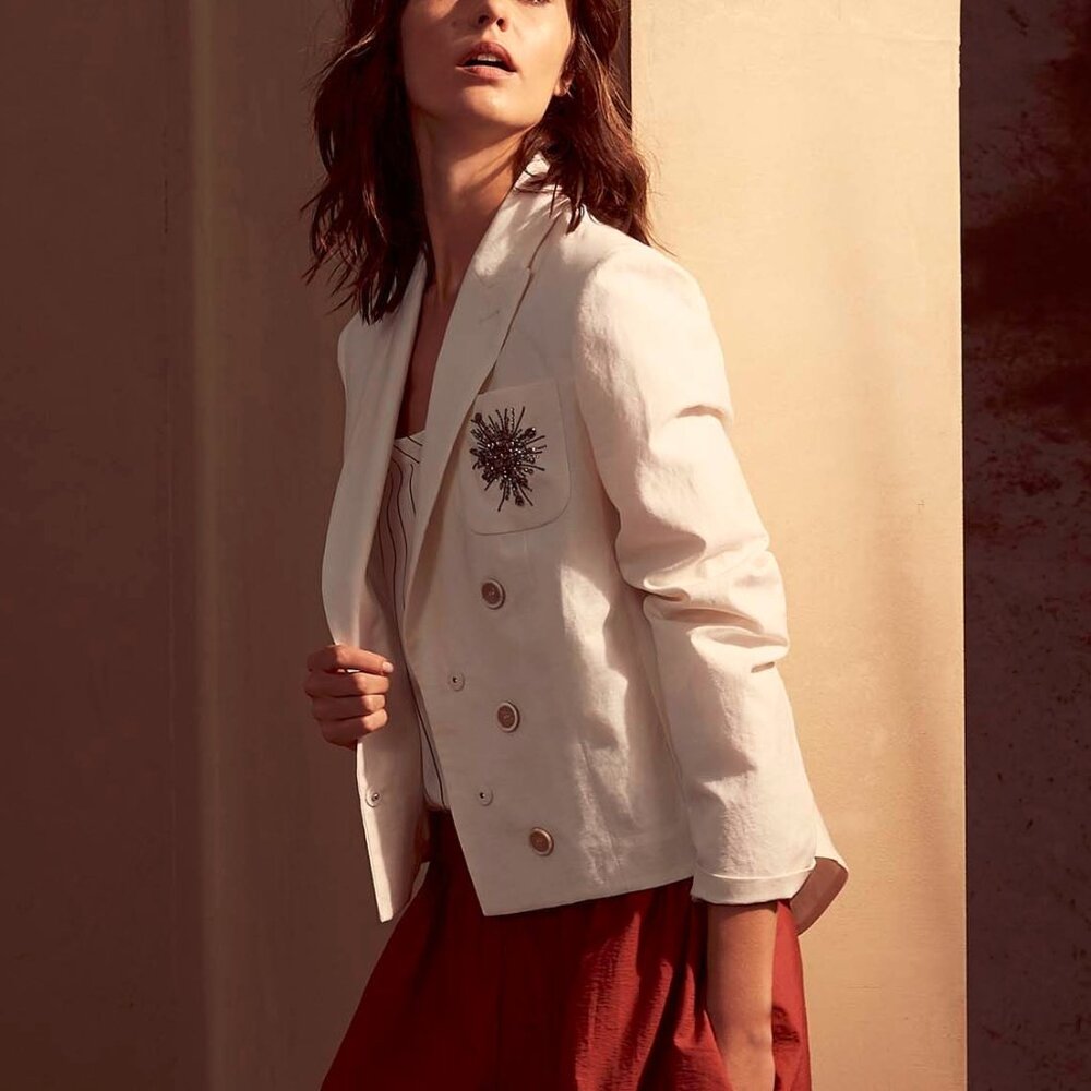 Brunello Cucinelli SS/17 Cream Linen Crystal-Embellished Double-Breasted Blazer